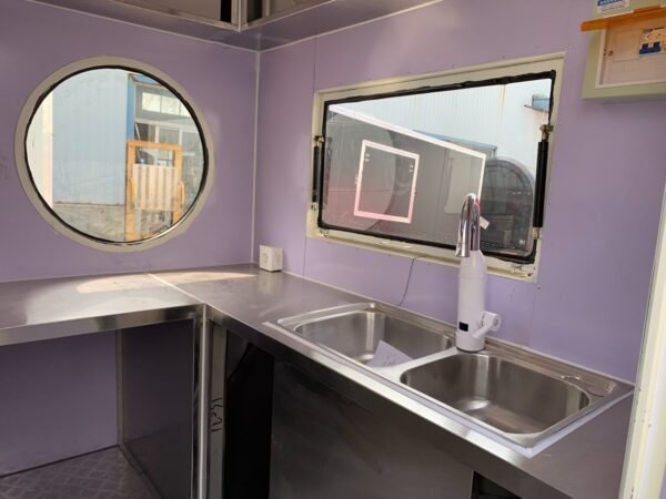 Sandwich Food Trailer - Image 5