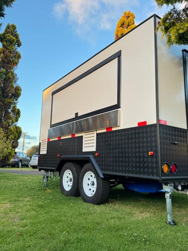 2025 Upgraded Trailer 4M - Image 4